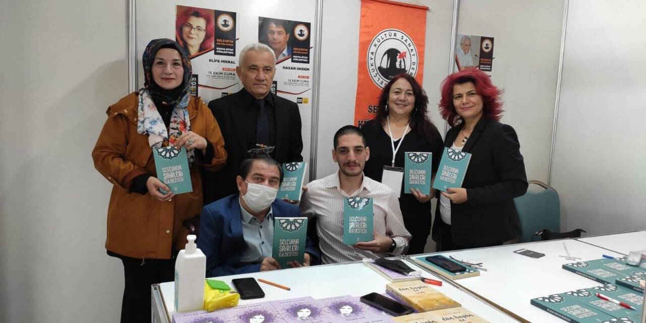 Selçukyalı şair ve yazarlar kitap fuarında