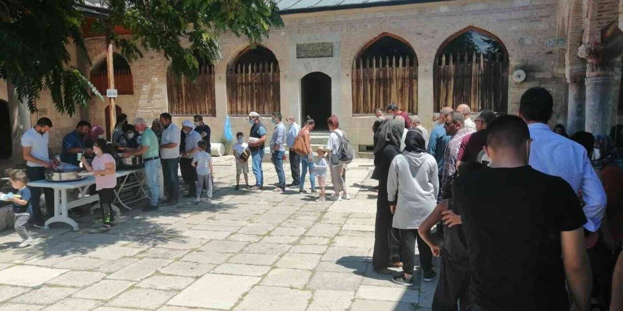 Asırlık gelenek devam ediyor