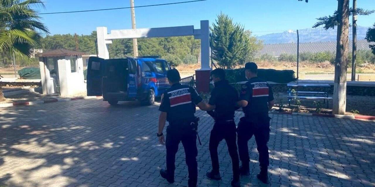 Antalya’da 12 yıl hapis cezasıyla aranan hükümlü yakalandı
