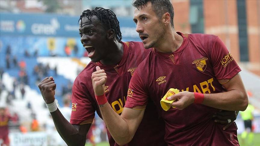 Göztepe, deplasmanda Kasımpaşa'yı 2-1 yendi