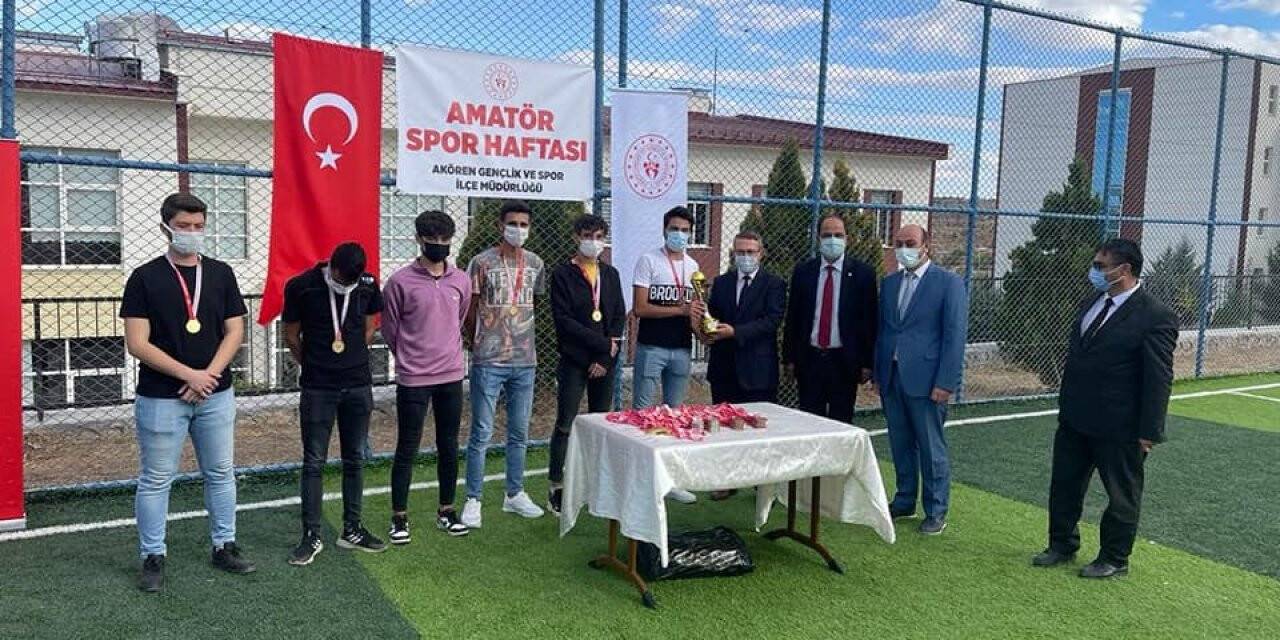 Akören’de Amatör Spor Haftası ödül töreni yapıldı