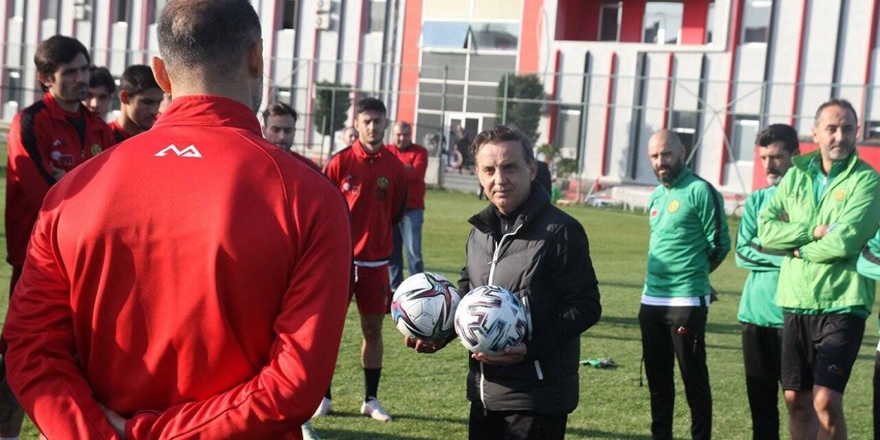Eskişehirspor'da 1922 Konyaspor maçı öncesi hoca değişikliği