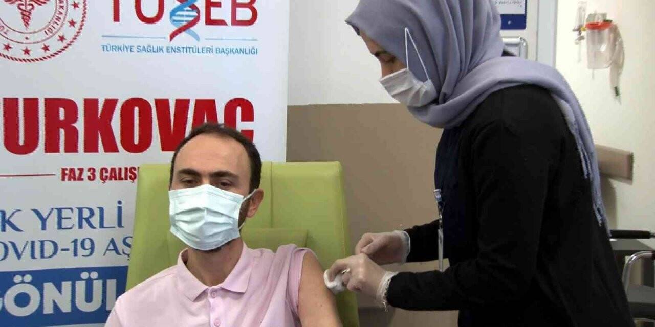 Turkovac’ın hatırlatma dozu Kayseri Şehir Hastanesi’nde uygulandı