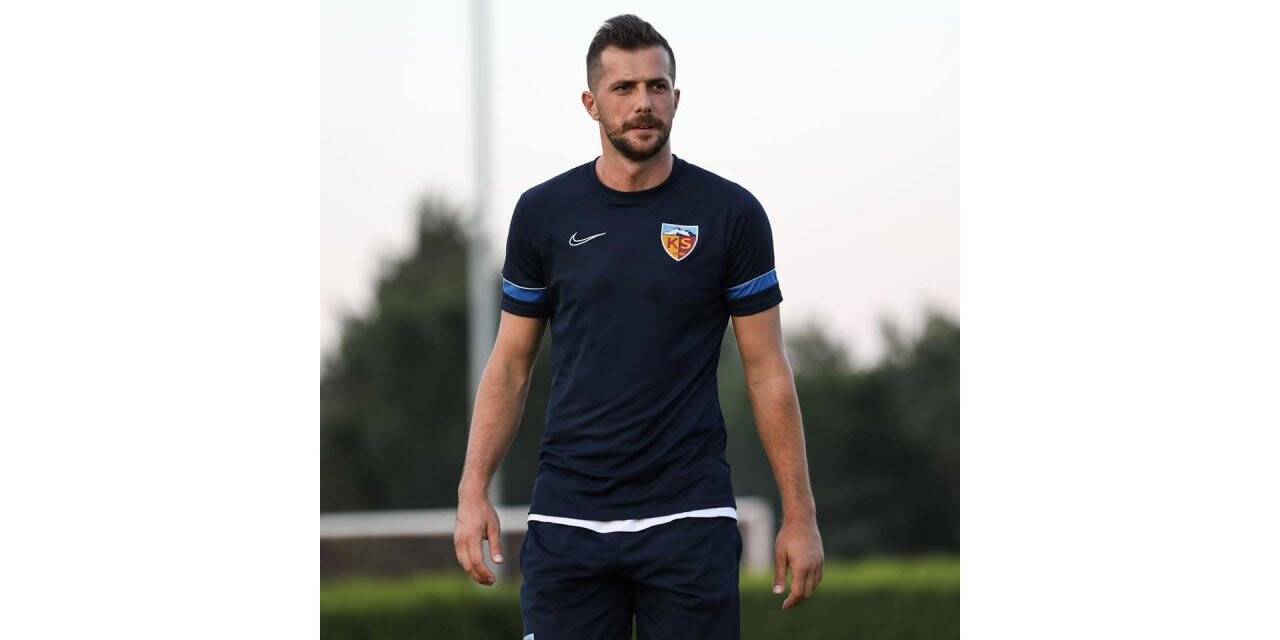 Kayserispor’da Mensah ve Uğur antrenmanlara başladı