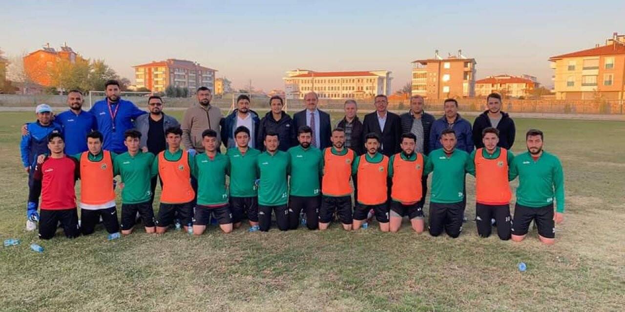 Karapınar Belediyespor’a destek ziyareti