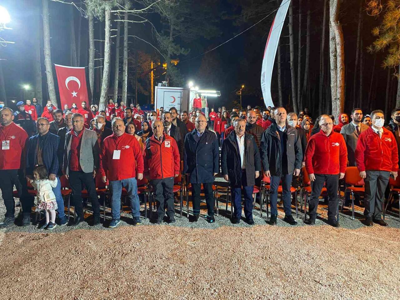 Çeşitli illerden 200’e yakın gönüllü genç, afet eğitim kampında buluştu