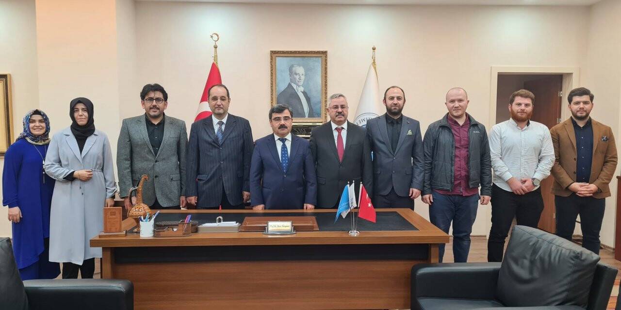 NEÜ'de Ortadoğu sempozyumu