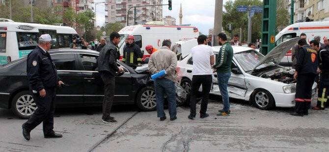 Nalçacı'da kaza: 2 yaralı