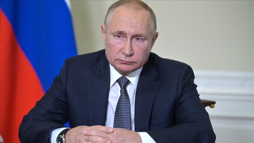 Rusya Devlet Başkanı Putin, Kovid-19 önlemlerinin sıkılaştırılması kararı aldı