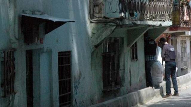 Polisin Önünde Silahlı Saldırı