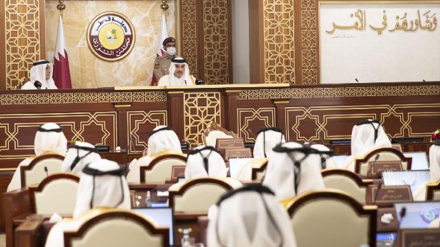 Katar'ın ilk seçilmiş parlamentosunun açılışı yapıldı