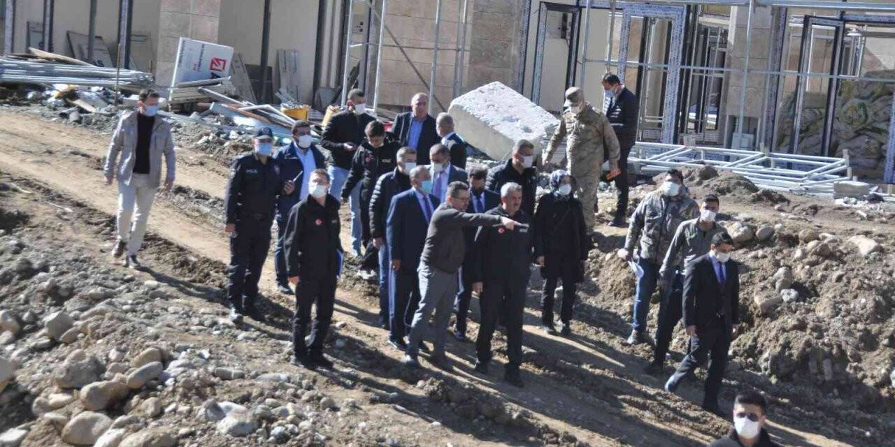 AFAD Başkanı Sezer, Dereli’de incelemelerde bulundu