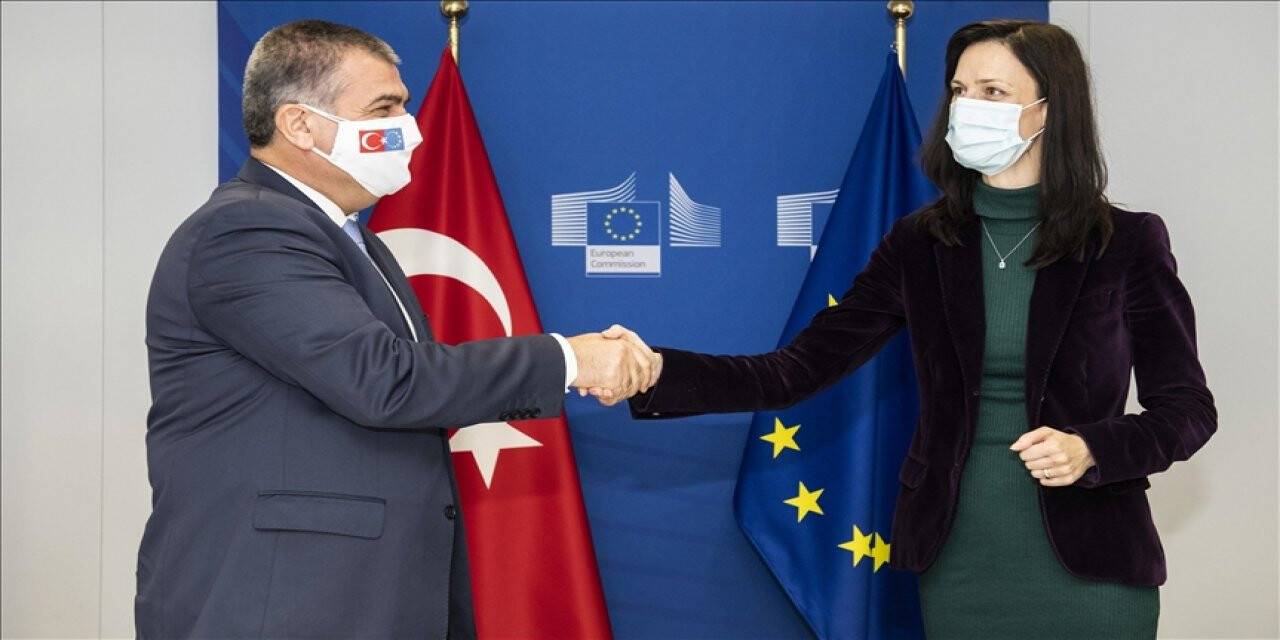Türkiye-AB arasında Ufuk Avrupa, Erasmus+ ve ESC katılım anlaşmaları imzalandı