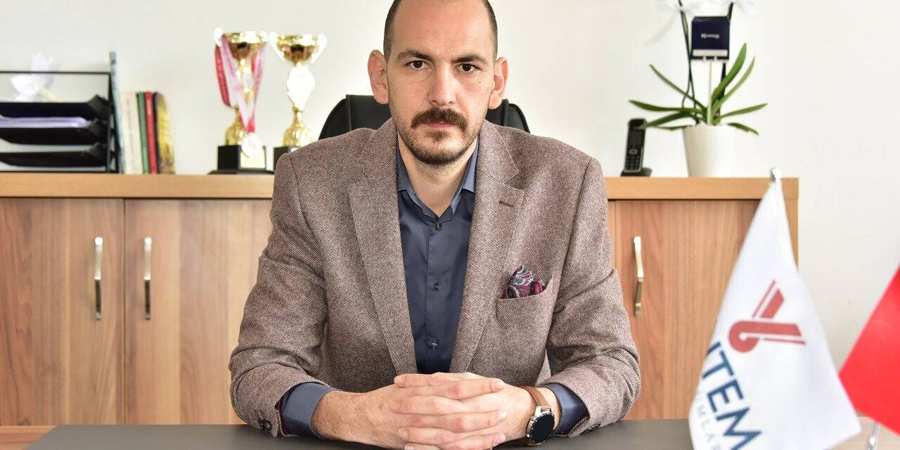 Özdemir: Cumhuriyet, Türk milletinin vazgeçilmez değeridir