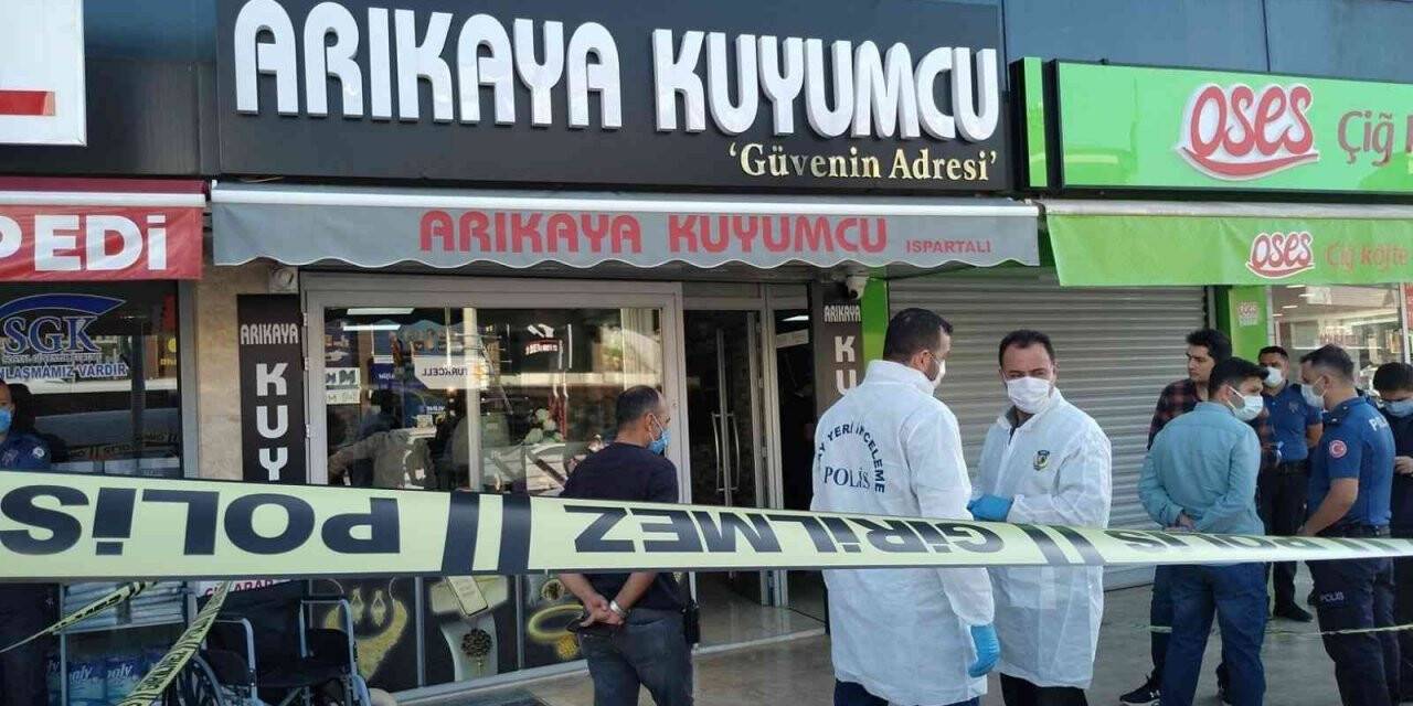 Antalya’da kuyumcu soygununda cinayet