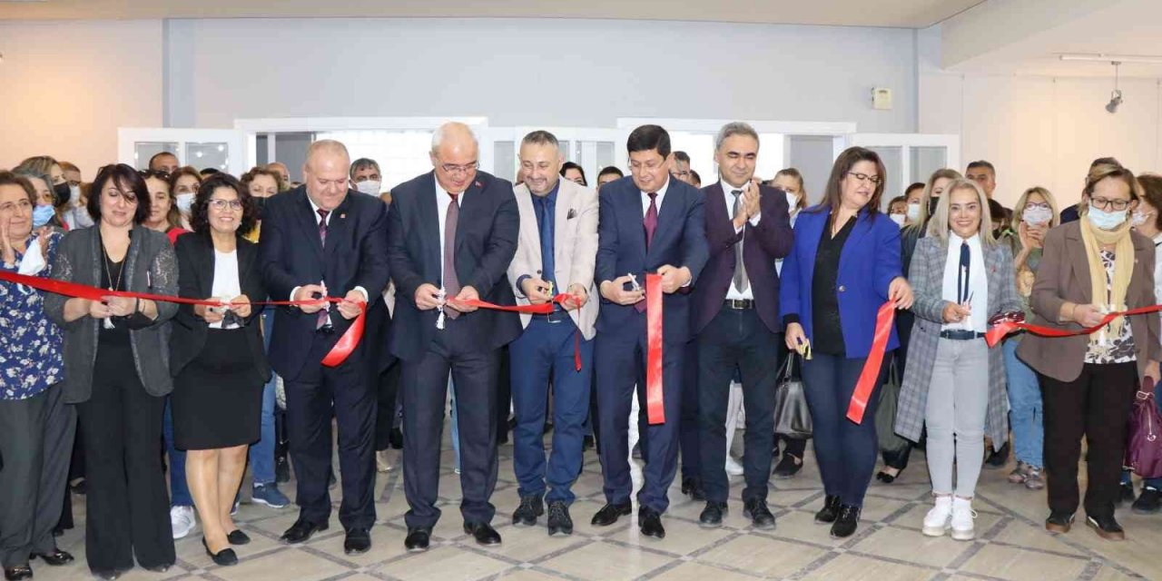 Nazilli’de ’Sümerbank Desenleri ve El Sanatları Sergisi’ açıldı