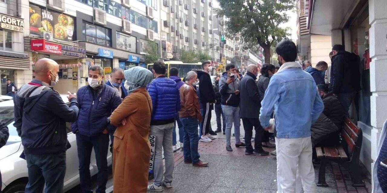 Noter önünde uzun kuyruklar oluştu, vatandaşlar sitem etti