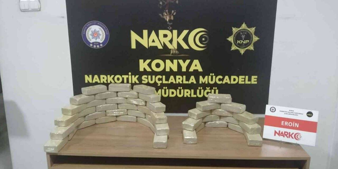 Polisten kaçan araçtan 24 kilo 600 gram eroin çıktı