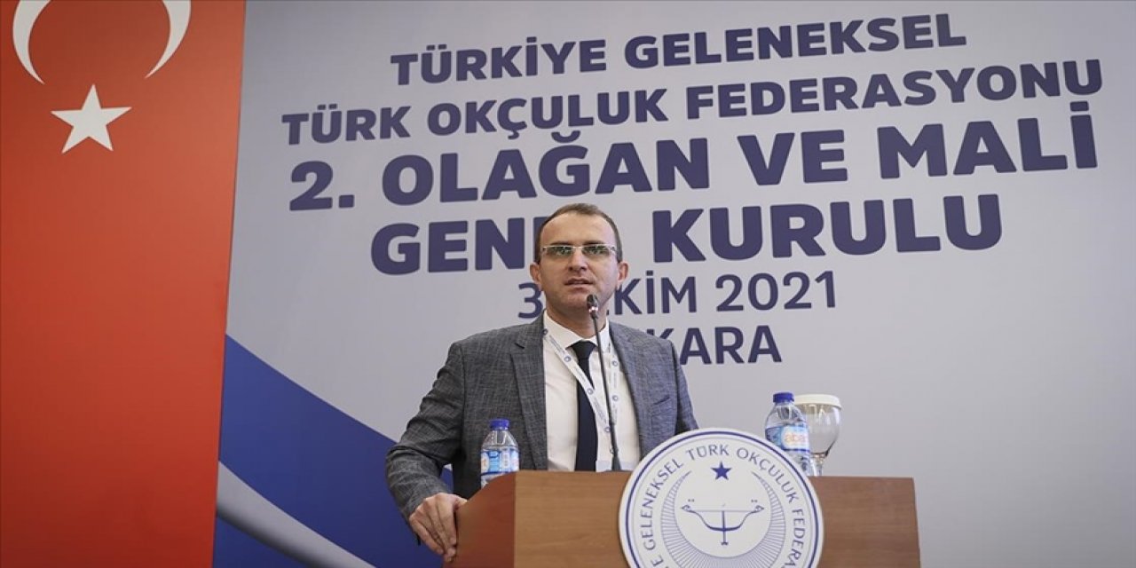 Türkiye Geleneksel Türk Okçuluk Federasyonu'nda Cengiz Toksöz güven tazeledi