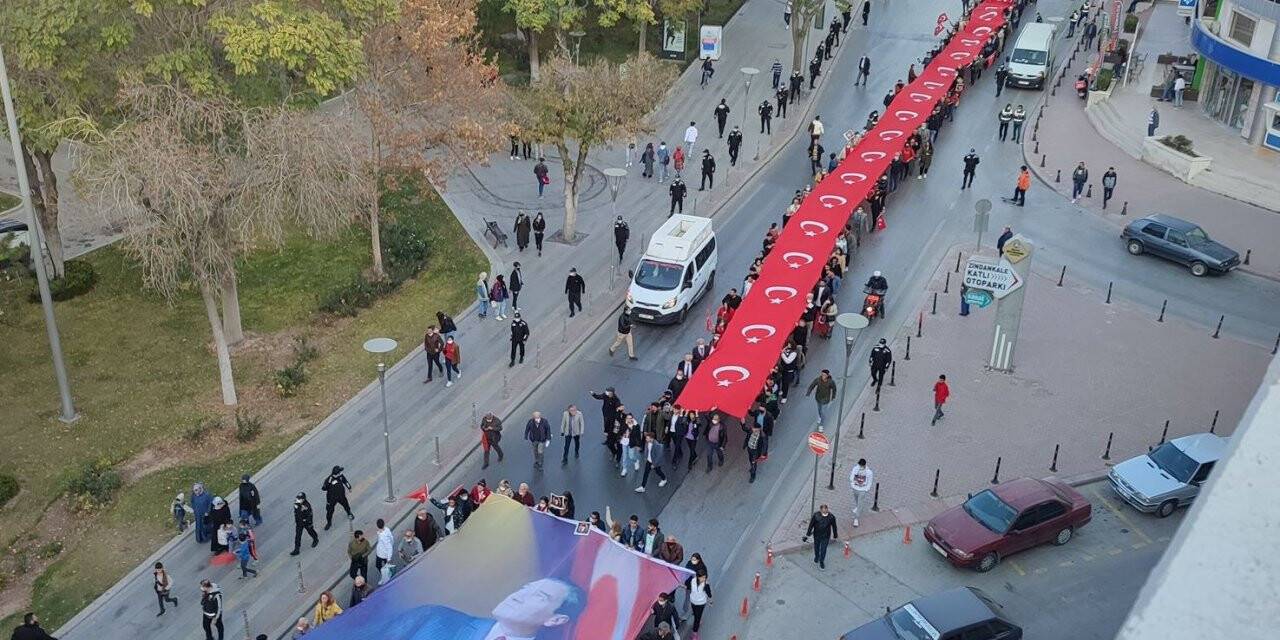 Cumhuriyet yürüyüşü düzenlendi