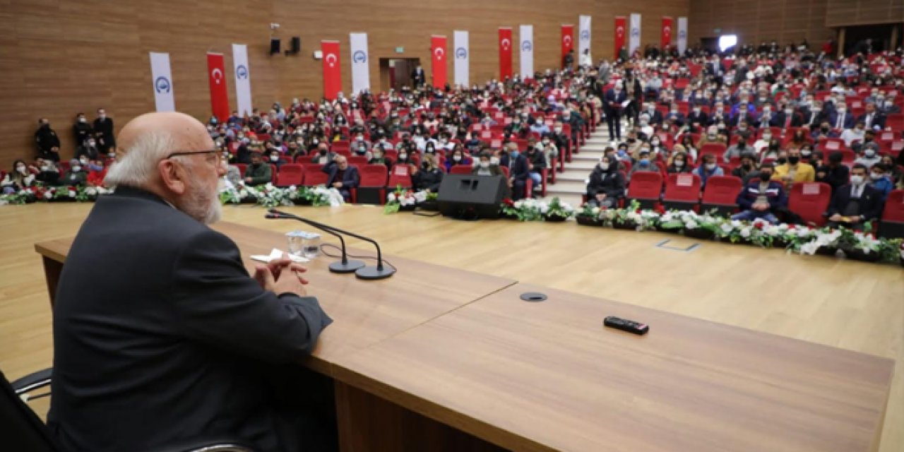 Eskişehir Milletvekili Nabi Avcı Aksaray'da konferans verdi
