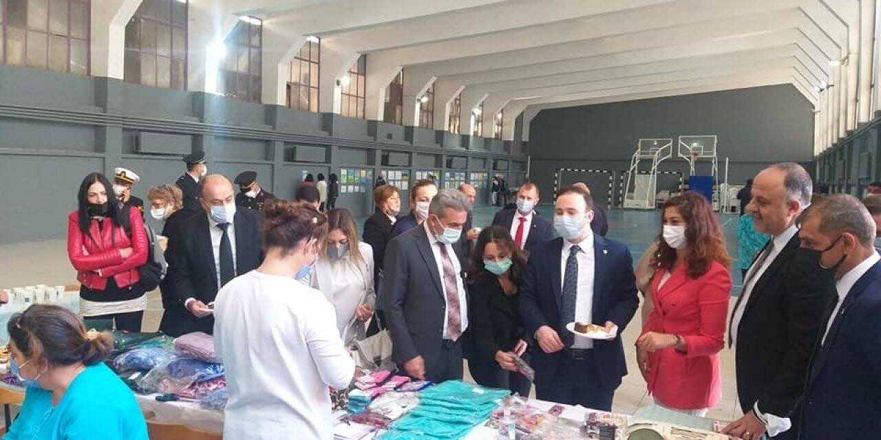 “Benim Gözümden Marmara Adası” Resim Sergisi açıldı