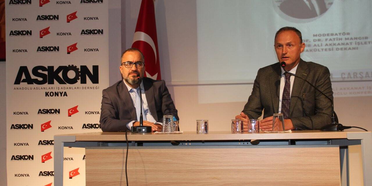 Atilla Sinacı SÜ’de konferans verdi