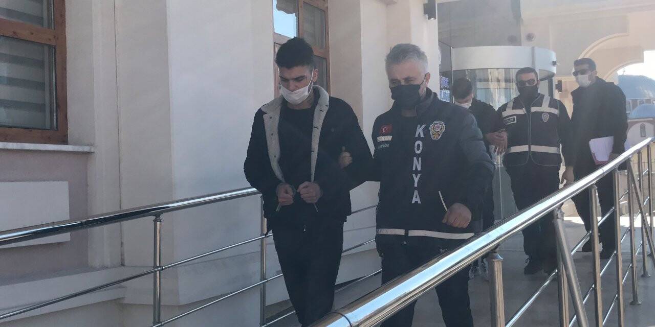 Konya'da pazarcılar arasında çıkan ve bir kişinin öldüğü kavganın sanıkları hakim karşısında