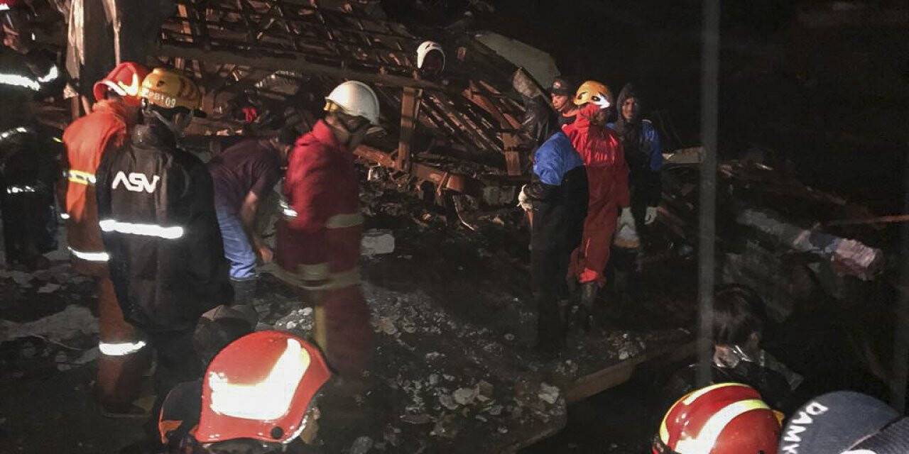 Endonezya’da sel felaketi: 11 kişi kayıp