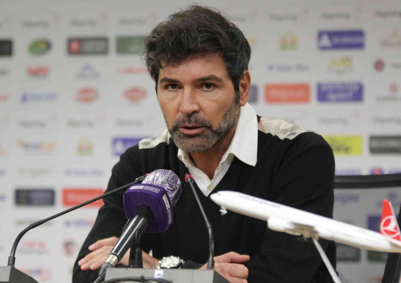 Hakan Kutlu: Hakem de hata yapabilir, futbol hatalar oyunudur