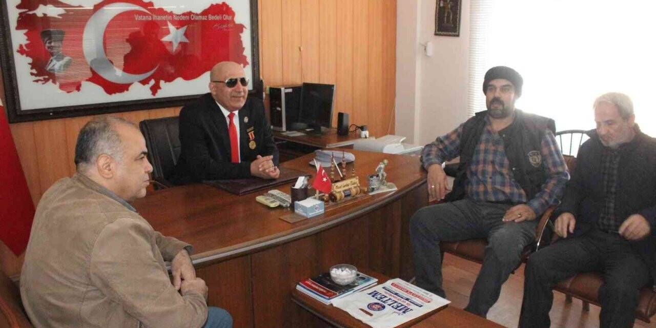 Şehit aileleri ile gazilerden İYİ Partili Türkkan’a tepki