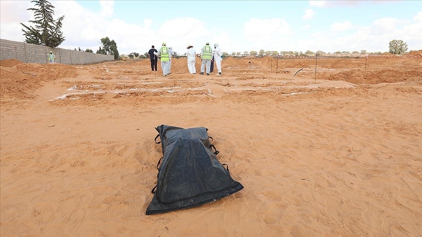 Libya'nın "toplu mezarlar kenti" Terhune'de üç kabir daha bulundu