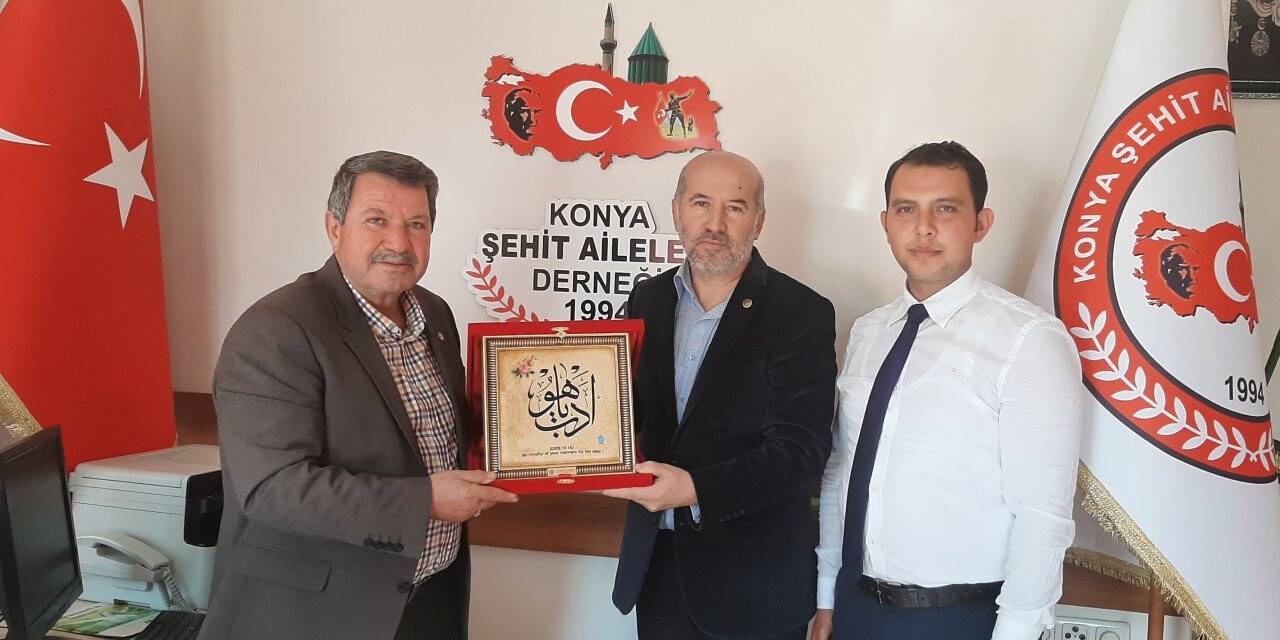 Eğitimciler Birliği Sendikası'ndan Konya şehit ailelerine ziyaret