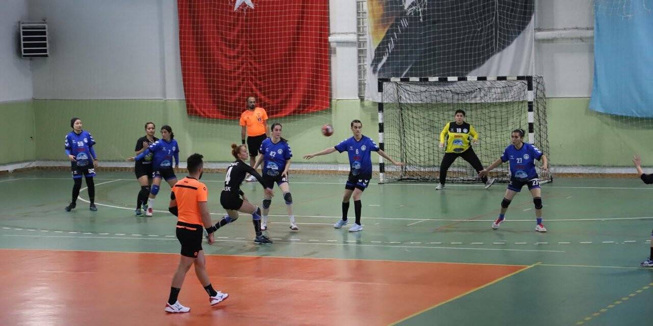 Hoca Ahmet Yesevi,  siftah yaptı