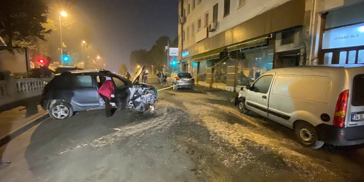 Üsküdar’da hızla ters yöne giren otomobil sürücüsü dehşet saçtı: 1 yaralı