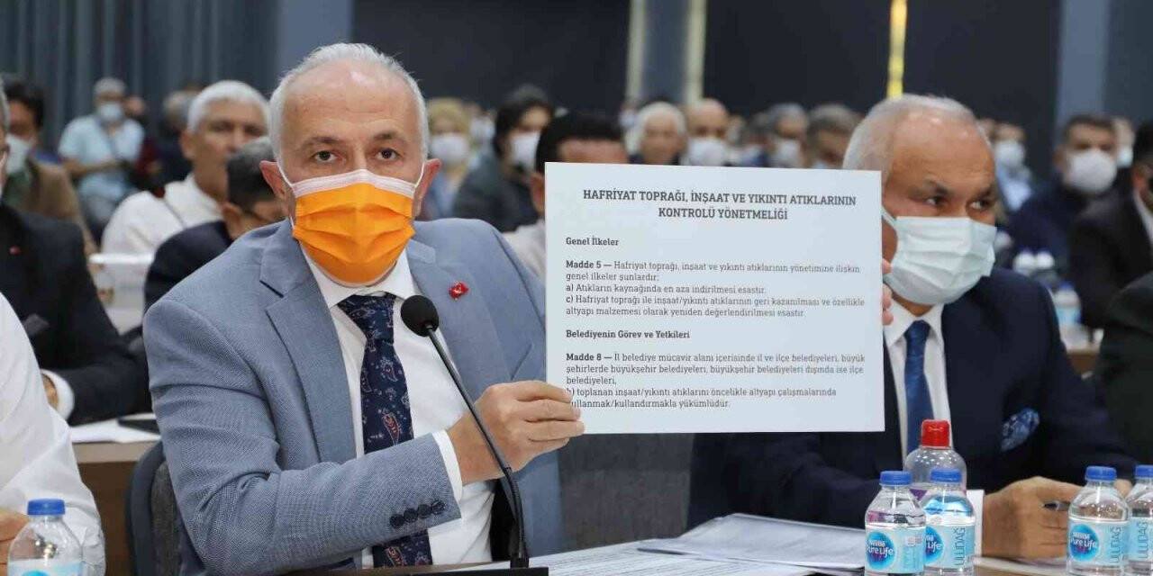 Başkan Gültak’tan Büyükşehir Belediyesine ’hafriyat ücreti’ tepkisi