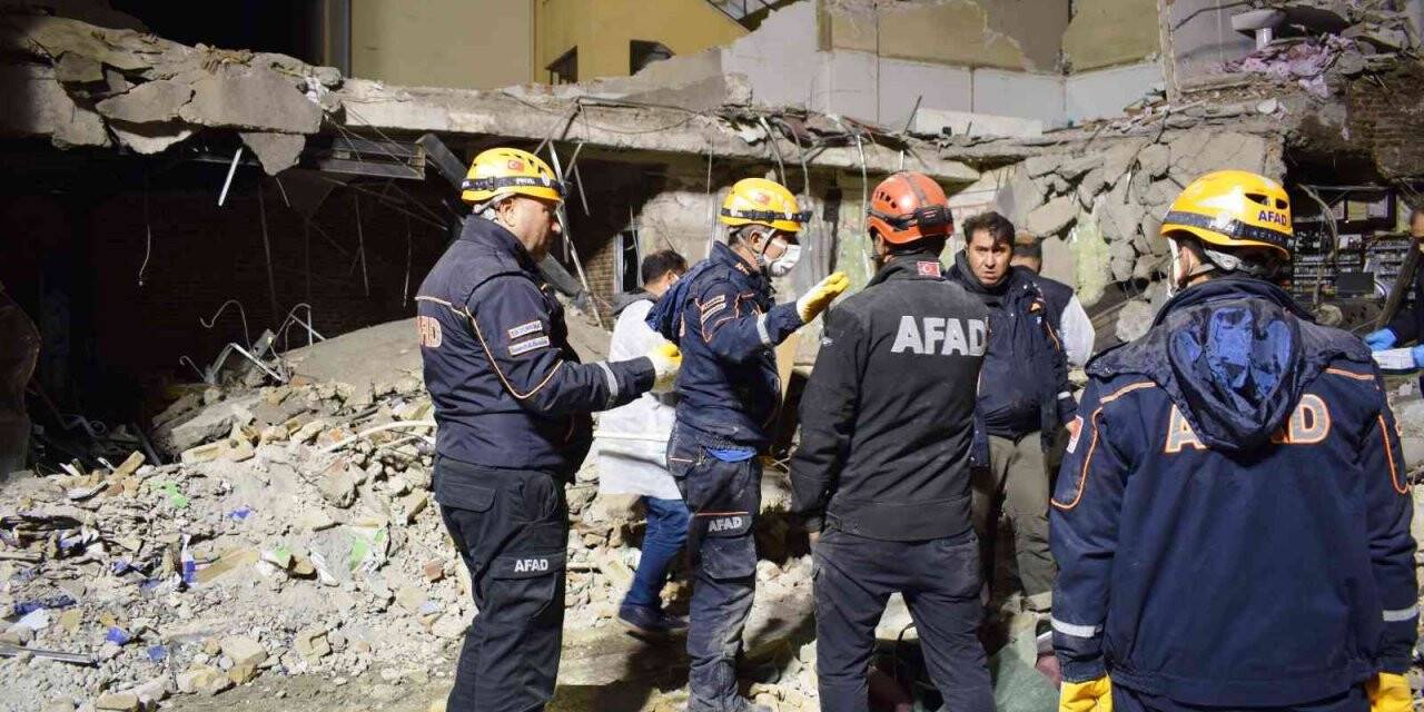 Malatya’da çöken binada arama çalışmaları sona erdi