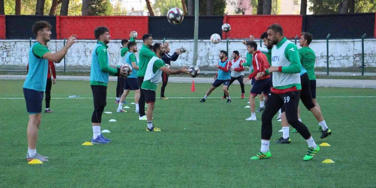 Sarayköyspor, Denizli derbisine 3 puan hedefiyle hazırlanıyor