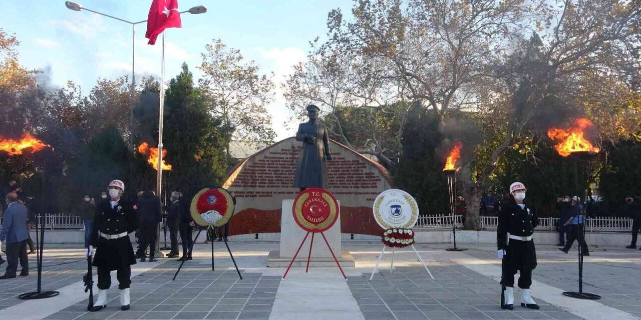 Çanakkale’de saat 09.05’te hayat durdu