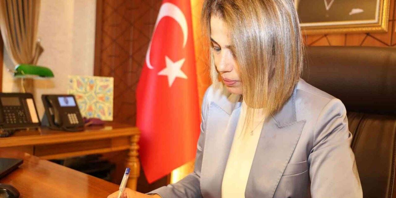Nevşehir Valisi Becel "Gazi Mustafa Kemal Atatürk’ü ölümünün 83. yılında rahmet ve minnetle anıyoruz"
