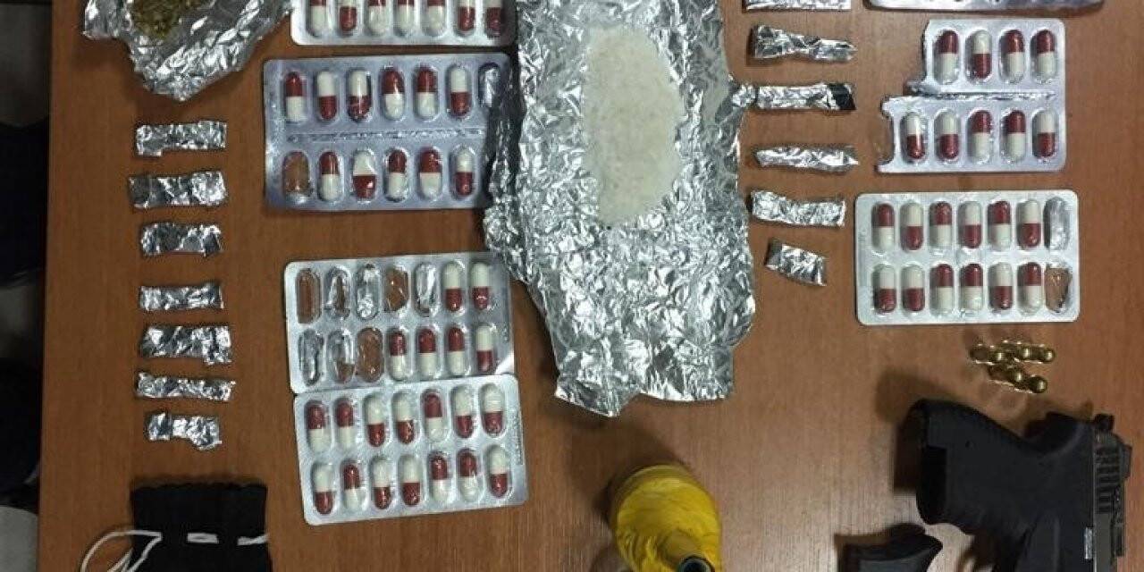 Soma polisinden uyuşturucu operasyonu: 5 tutuklama