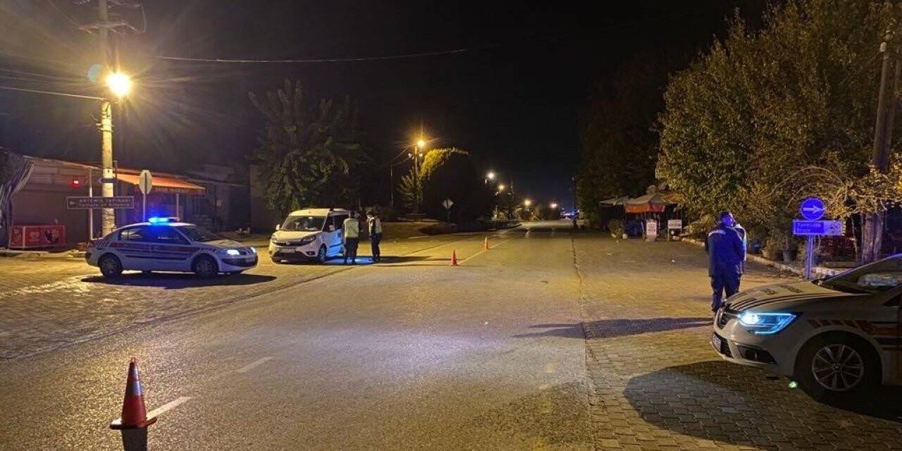 Salihli jandarmadan sıkı denetim