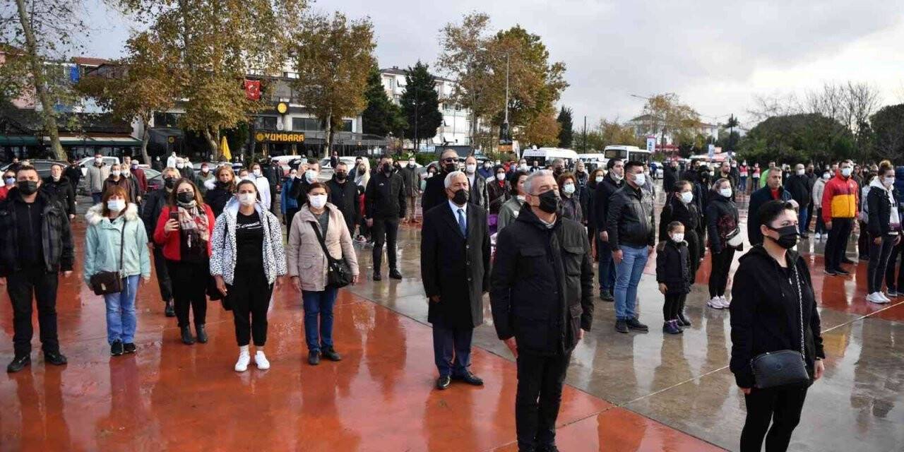 Tuzla’da 10 Kasım Atatürk’ü anma günü dolayısıyla çelenk sunma töreni düzenlendi