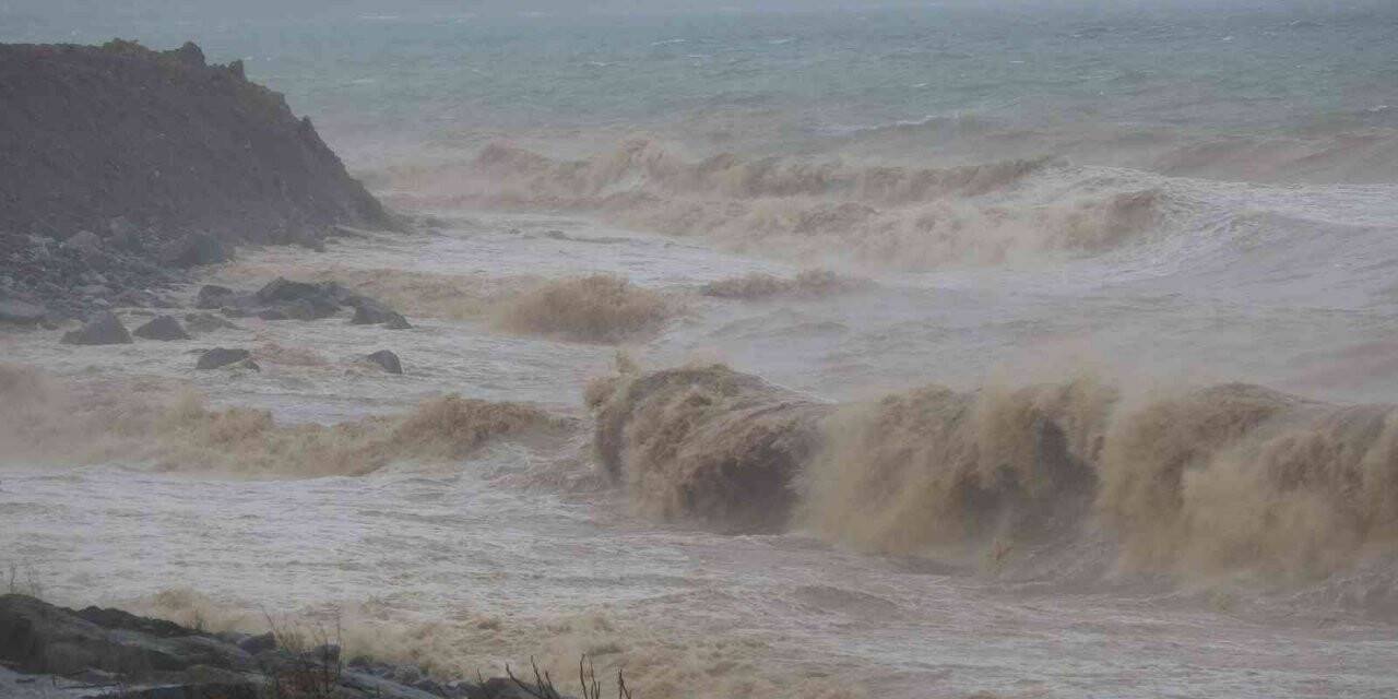 Trabzon’da fırtına