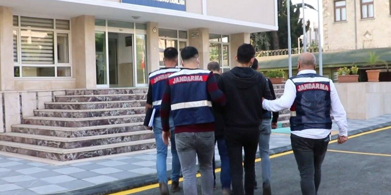 Mersin’de DEAŞ şüpheli 2 kişi gözaltına alındı