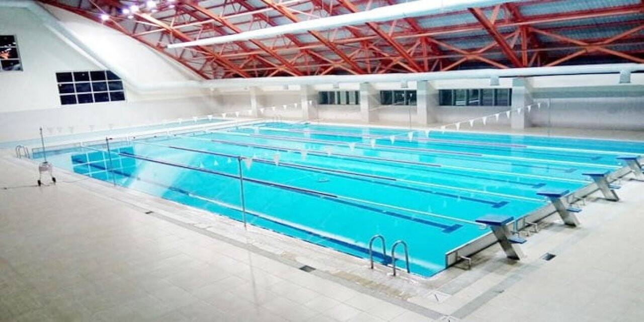 Gediz’de yarı olimpik yüzme havuzu yapım işine ait sözleşme imzalandı