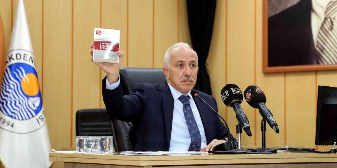 Gültak: "Asıl amaçları kentsel dönüşüm projesini engellemek"