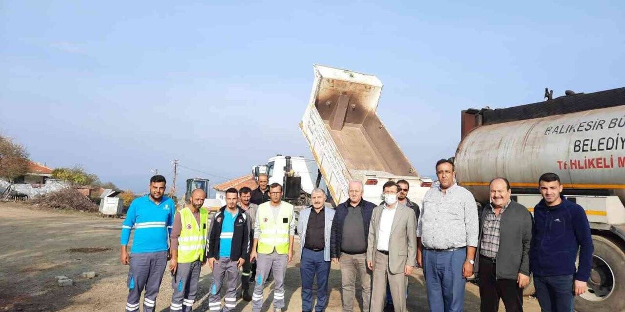 Burhaniye’de yol sevinci