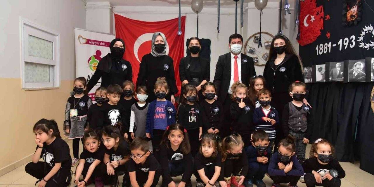 Tuzla Belediyesi Anne Çocuk Eğitim Merkezi’nde bin 58 çocuk Atatürk’ü andı