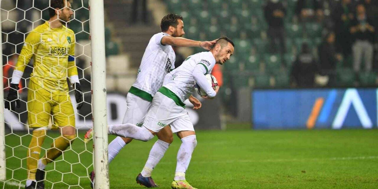 Bursaspor ile Galatasaray hazırlık maçında karşılaşacak